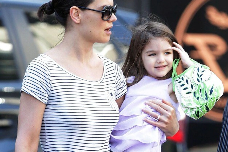 Katie Holmes su dukra Suri