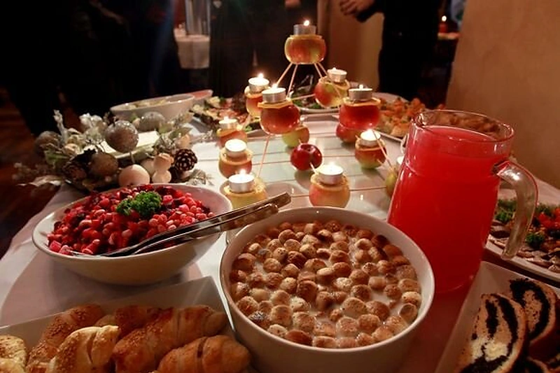 Šeimos Kūčių stalas