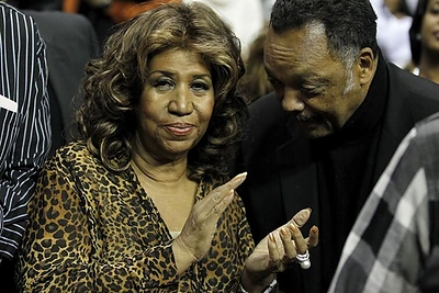 Soulo dainininkė Aretha Franklin nutraukė savo sužadėtuves, trukusias vos mėnesį