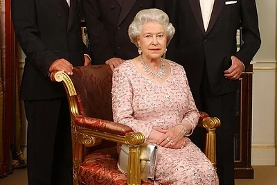 Didžiosios Britanijos karalienė Elizabeth II, Edinburgo hercogas Philipas, princas Williamas ir princas Charlesas