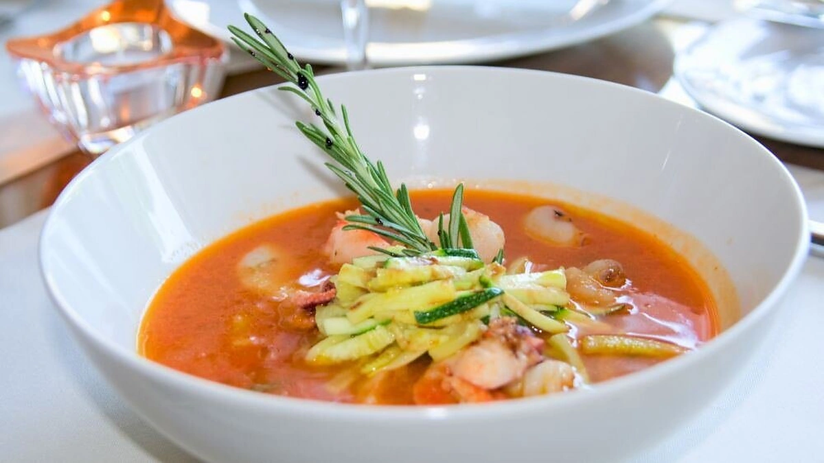 Karališka jūrų gėrybių sriuba