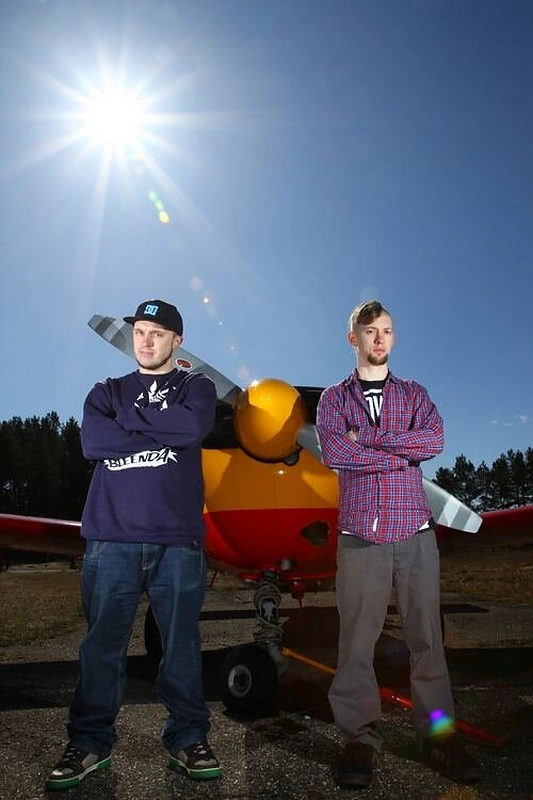 Grupė „Yoko Mono“ – DJ Mamania ir Joshas McClungas