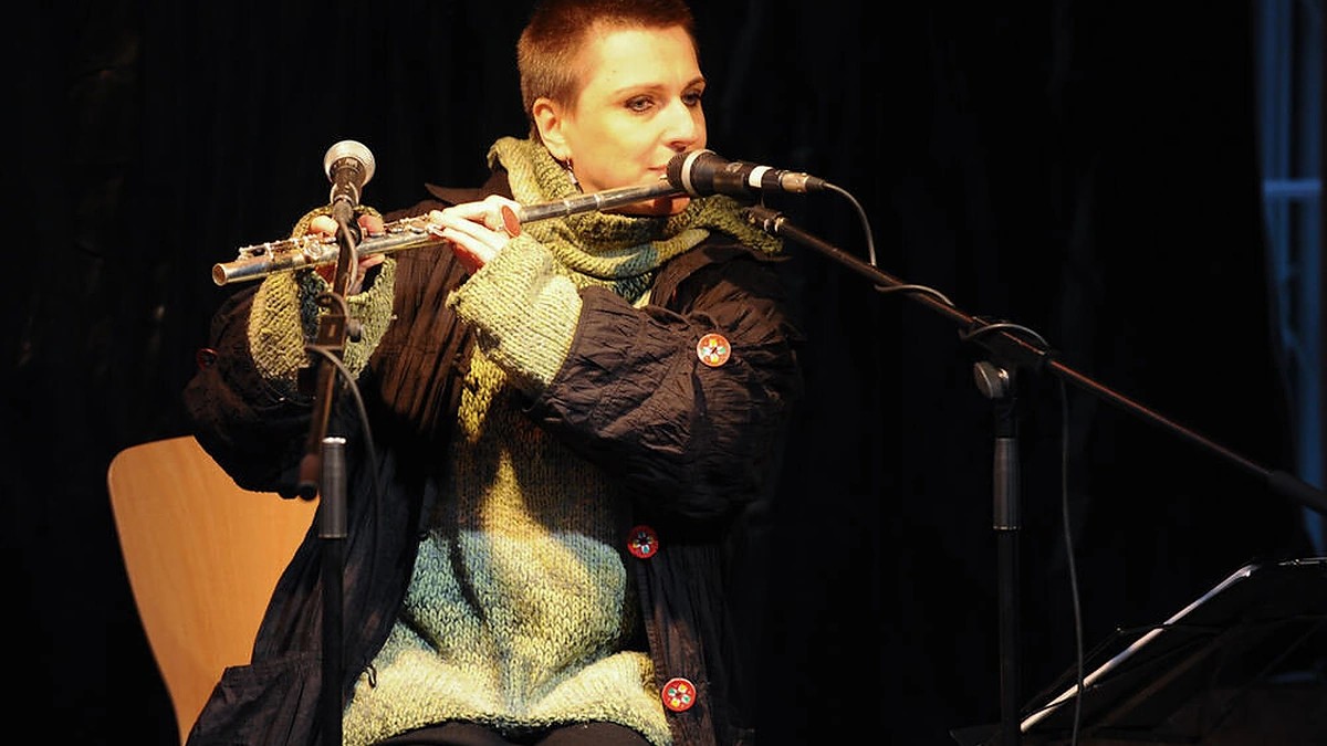 Neda Malūnavičiūtė