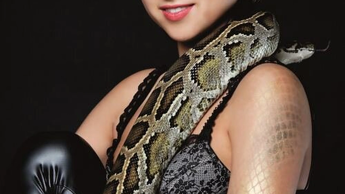 Akrobatė, smauglių ir balandžių dresuotoja Monika Baliūnaitė