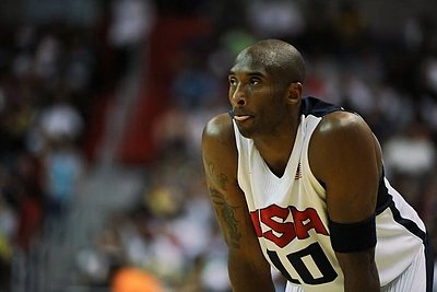 Pasaulis sukrėstas: nukritus sraigtasparniui žuvo krepšininkas Kobe Bryantas