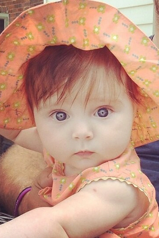 Dainininkės Unos Healy dukrelė Aoife Belle