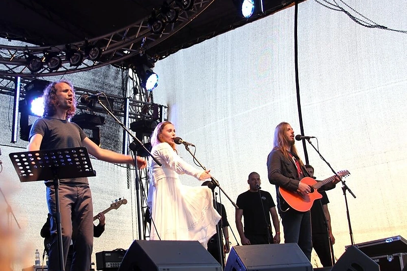 Aistės Smilgevičiūtės ir grupės „Skylė“ pasirodymas