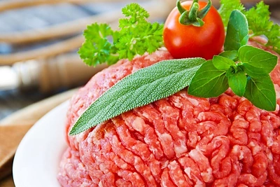 Mitybos specialistas apie mėsos faršą – pirkti ar vengti? Patiekalų receptai