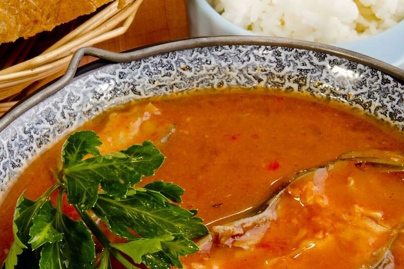 Žuvienė su ryžiais ir salierais