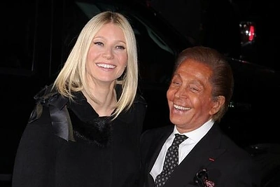 Gwyneth Paltrow su dizaineriu Valentino Garavani