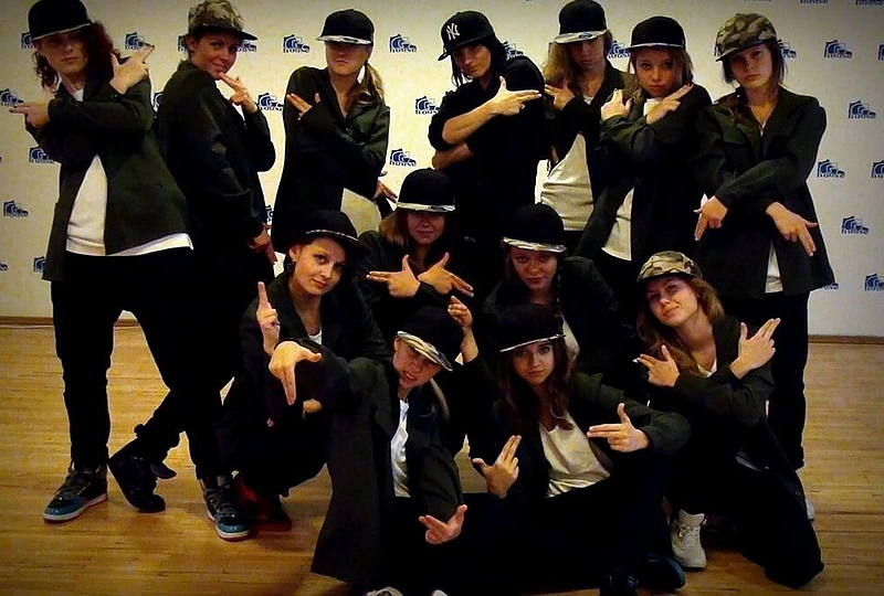 „G House“ šokėjai