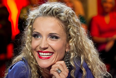 Penktą mėnesį nėščia Edita Daniūtė parodė apvalėjantį pilvuką