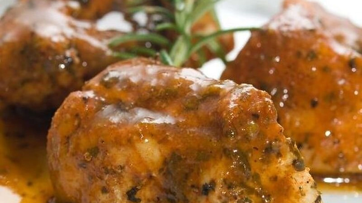 Kalakutiena su šokolado padažu