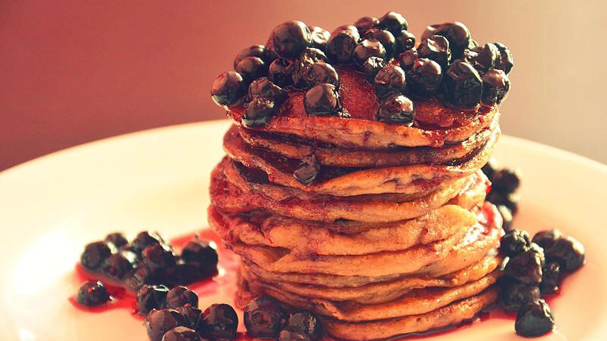 Grikių blynai su mėlynėmis