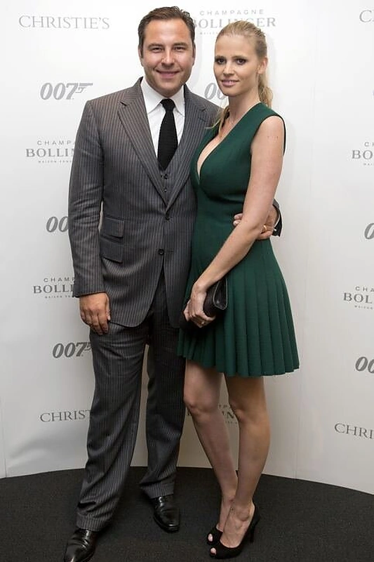 Manekenė Lara Stone su vyru Davidu Walliamsu