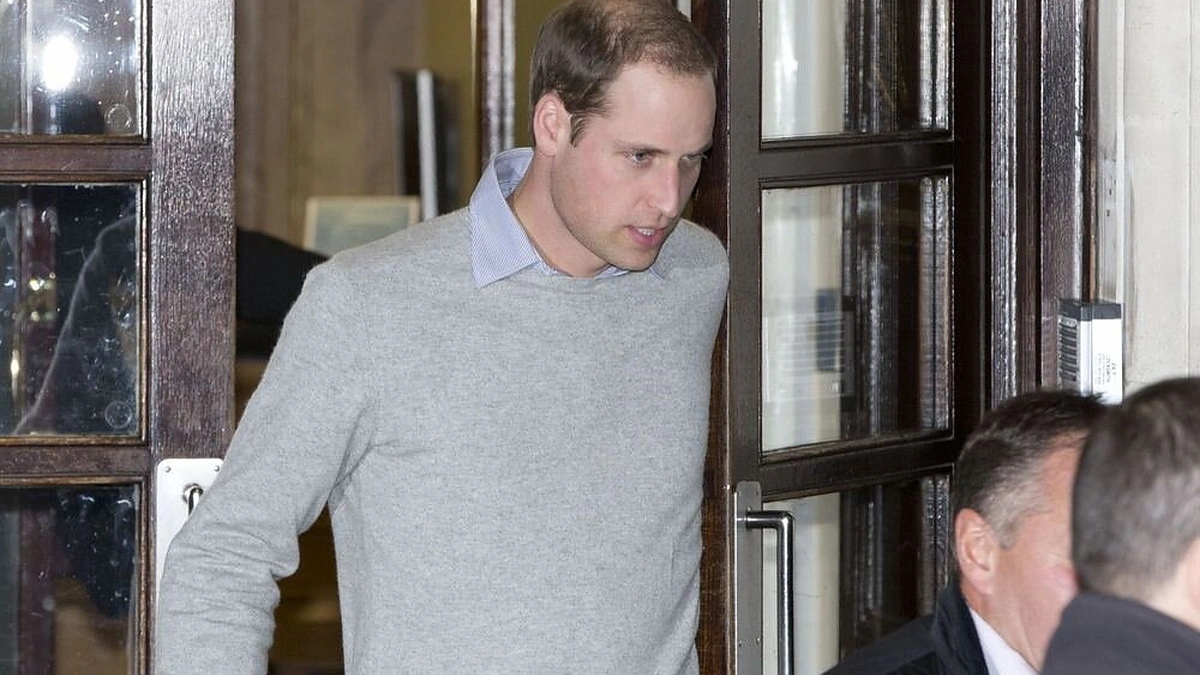 Princas Williamas išeina iš ligoninės, kurioje guli hercogienė Catherine