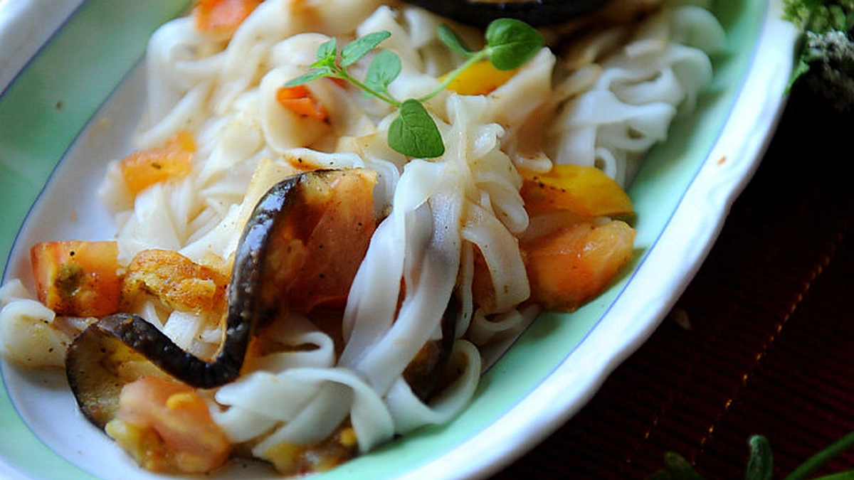 Ryžių makaronai tailandietiškai