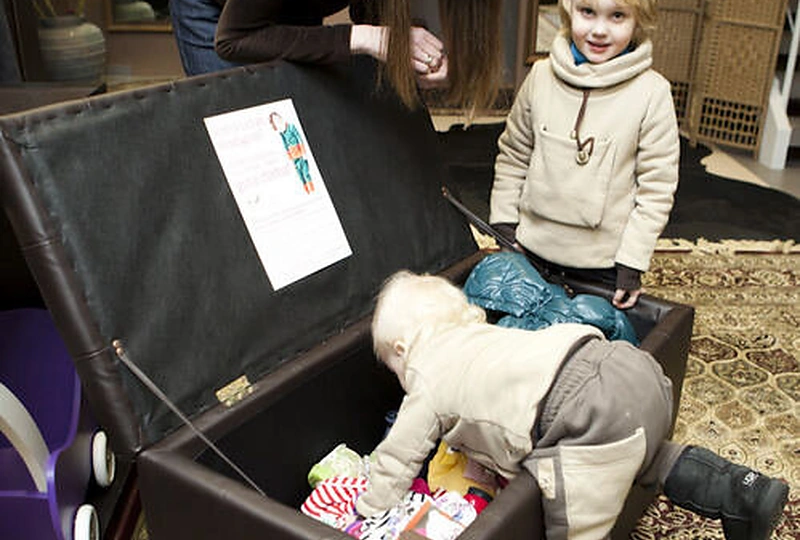 Vaida Grikšaitė-Česnauskienė su sūnumis Rojumi ir Deividu