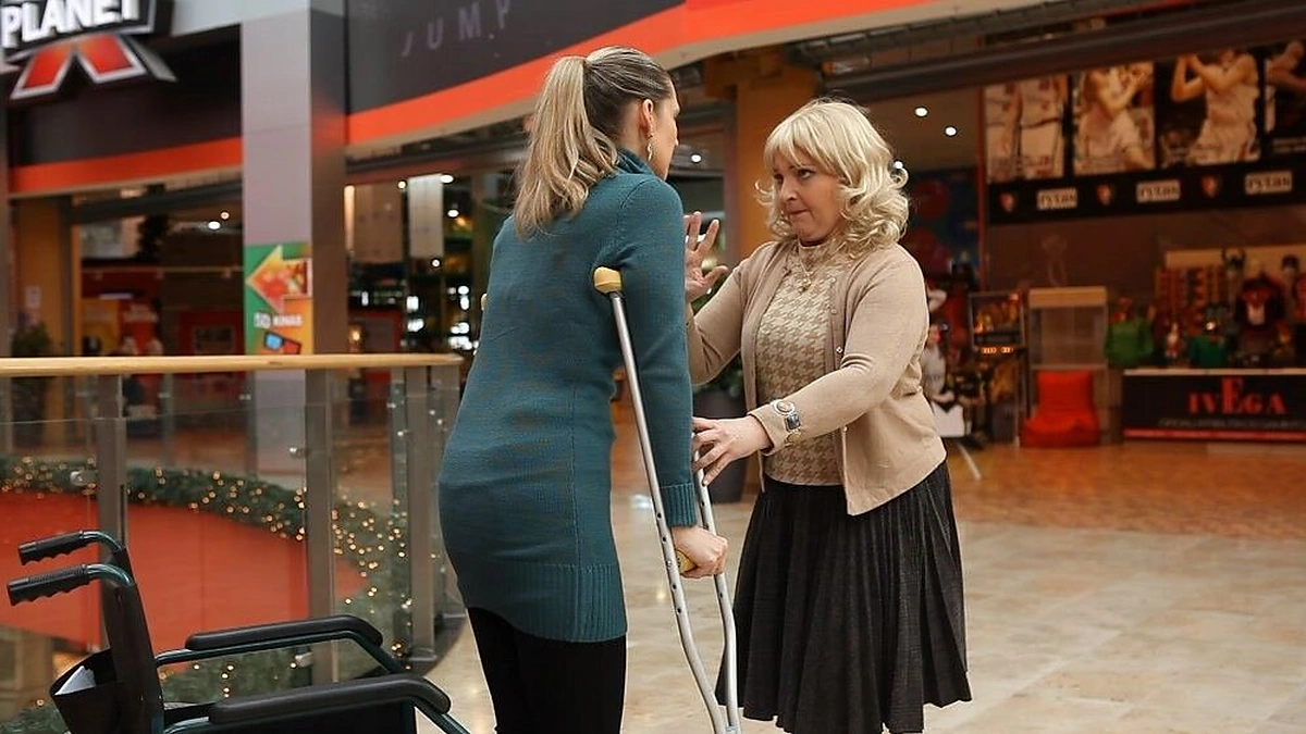 Asta Baukutė situacijų šou „Atsargiai – moterys!“