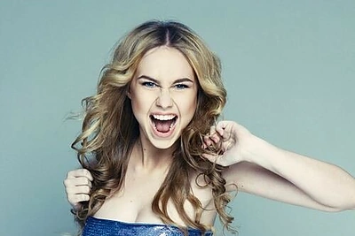 Simonos Milinytės dainą „With me tonight“ galima įsigyti „iTunes“ parduotuvėje