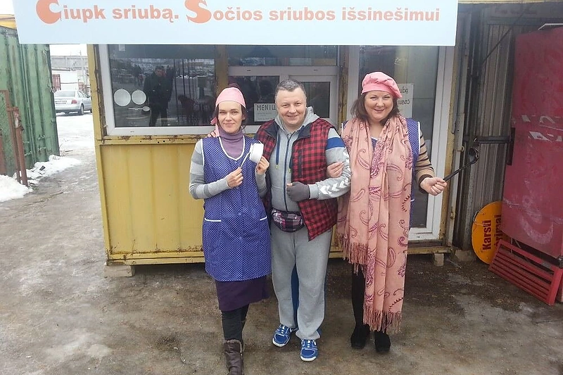 Aldona Bendoriūtė, Gediminas Juodeika ir Larisa Kalpokaitė