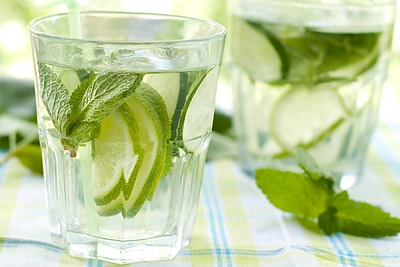 Norite plokščio pilvo? Stebuklingo gėrimo receptas