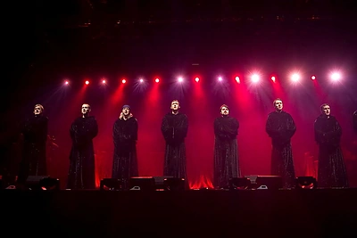 Vilniuje koncertavę grigališkojo choralo virtuozai „Gregorian“ atidavė duoklę didiesiems kino muzikos kompozitoriams