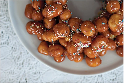 Populiarieji skanėstai: nuo plikytų pyragaičių iki tiramiso