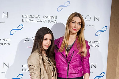 Daina Bosas su dukra