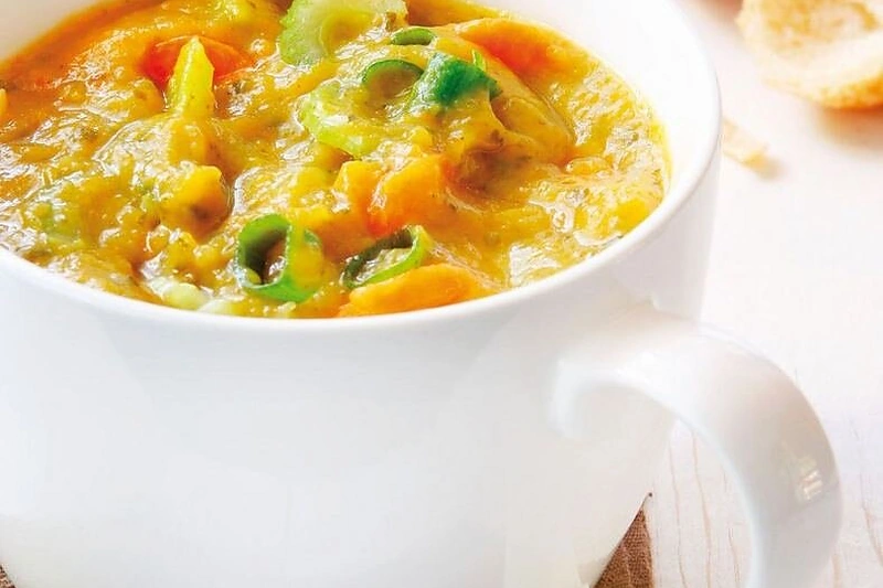 Daržovienė su lydytu sūriu