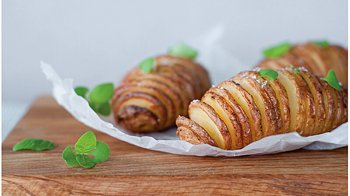 Bulvės švediškai „Hasselback Potatoes“