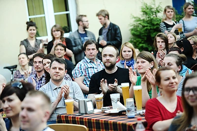 Aistės Smilgevičiūtės ir grupės „Skylė“ koncerto akimirka