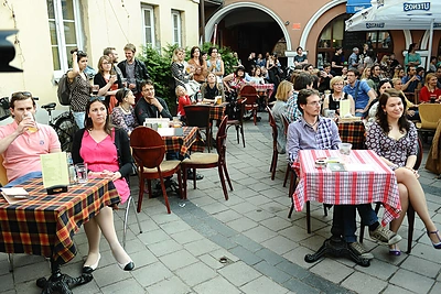 Aistės Smilgevičiūtės ir grupės „Skylė“ koncerto akimirka
