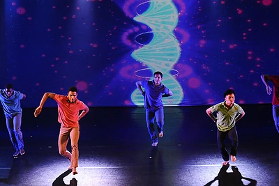 „Bad Boys Of Dance“ pasirodymo akimirka