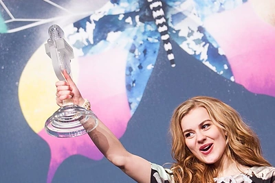 „Eurovizijos 2013“ nugalėtoja danė Emmelie