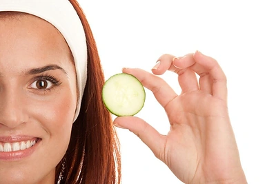 3 jauninamosios paakių kaukės