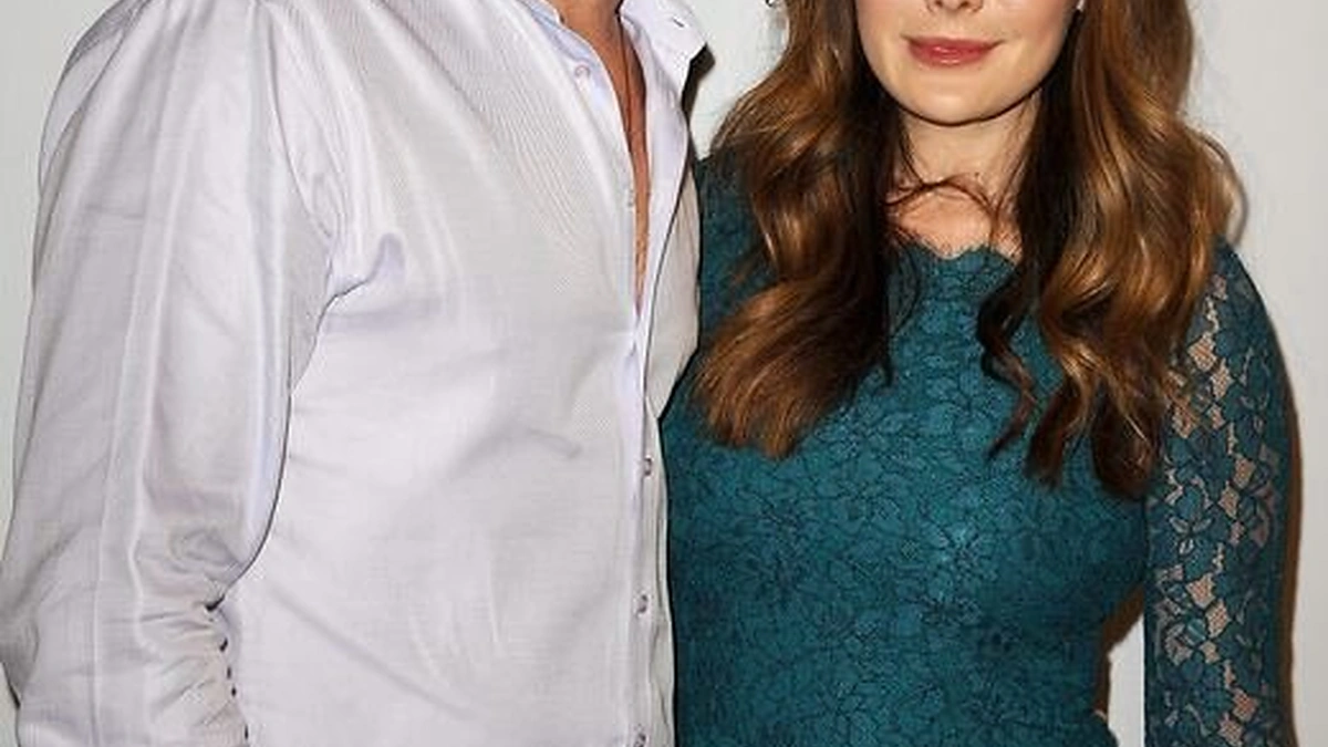 Lindsay Price ir Curtisas Stone'as