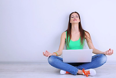 Naujas interneto draugas? Jis gali būti jūsų „eks“!