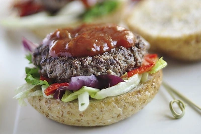 Vakarienė: gardūs mėsainiai