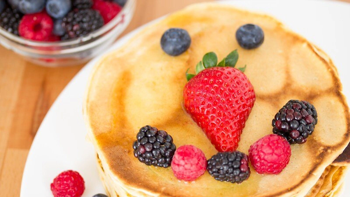 Blyneliai su vaisiais