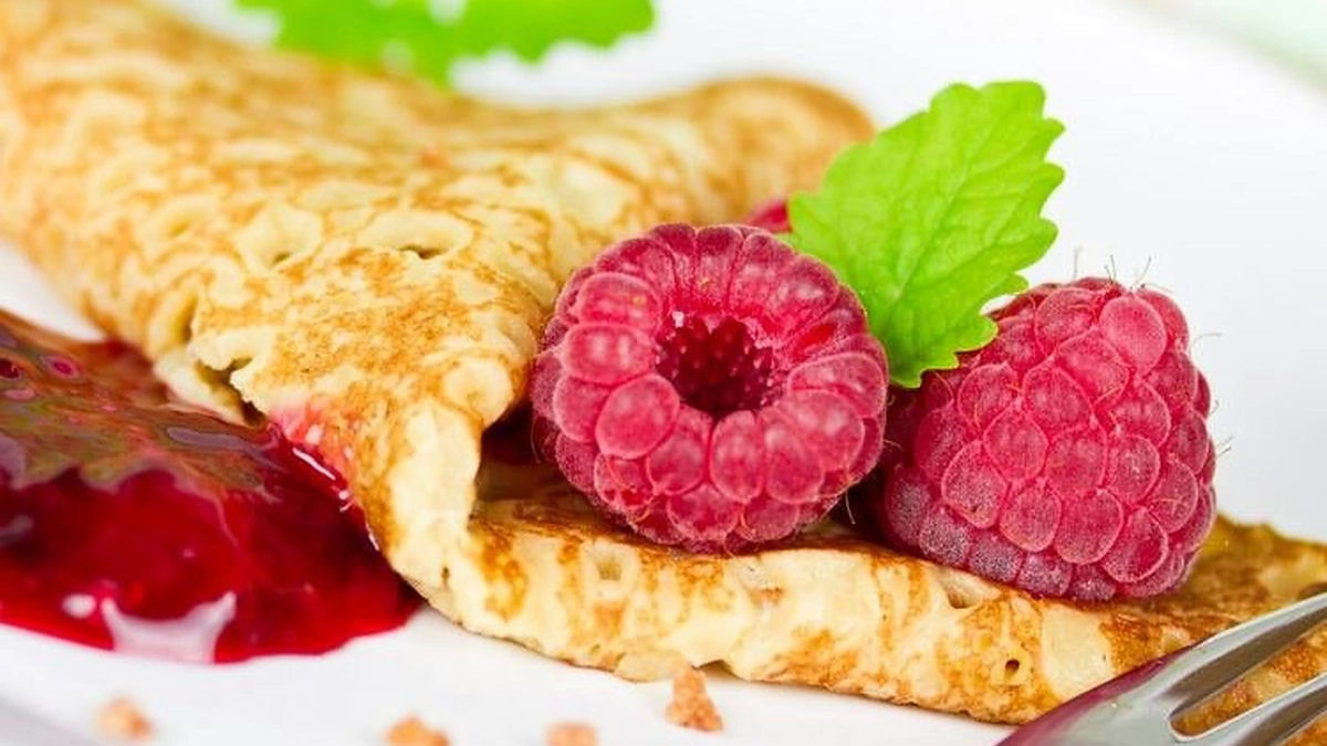 Lietiniai su avietėmis