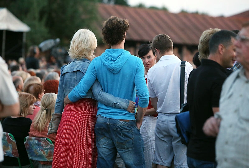 Gintarė Karaliūnaitė su sužadėtiniu Marcu-André Canueliu