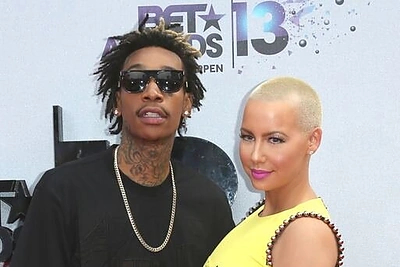 Reperis Wiz Khalifa ir manekenė Amber Rose sumainė aukso žiedus