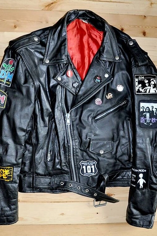 „Depeche Mode“ gerbėjų striukės