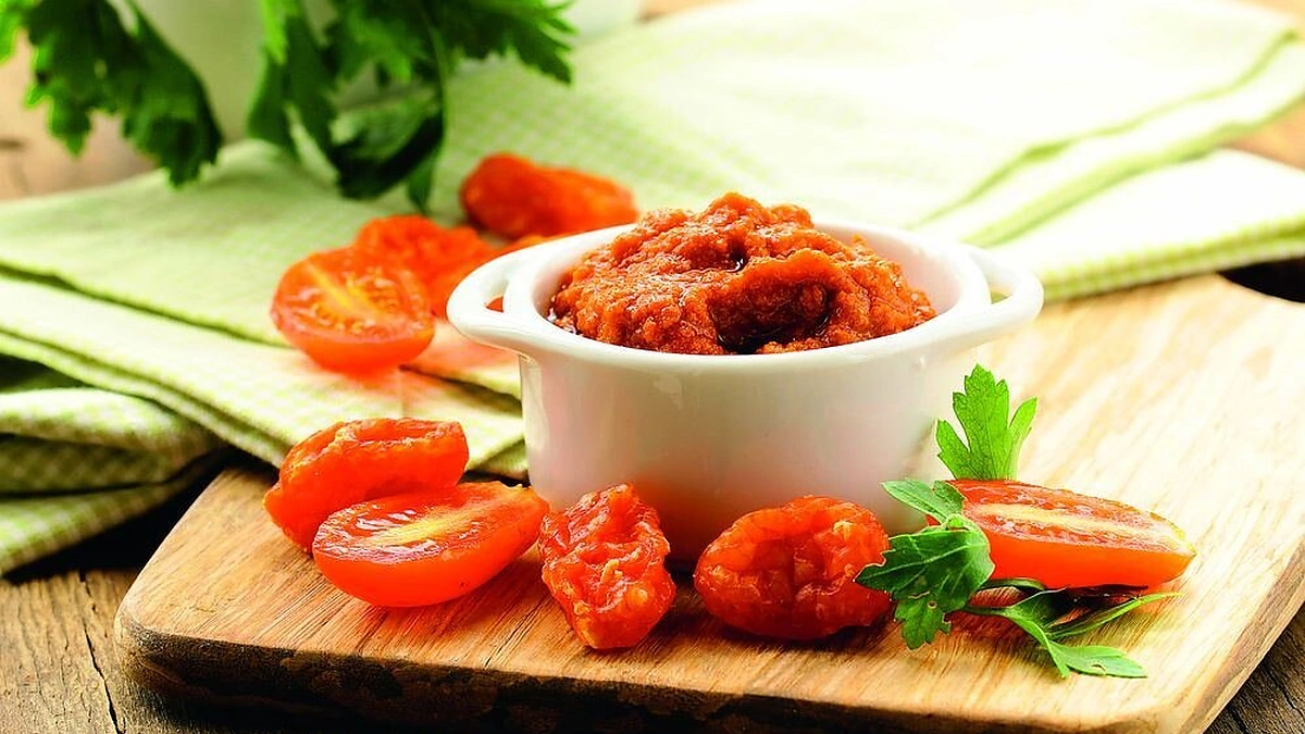 Varškės ir pomidorų užtepėlė