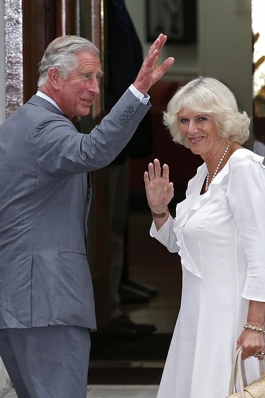 Princas Charlesas su Kornvalio hercogiene Camilla