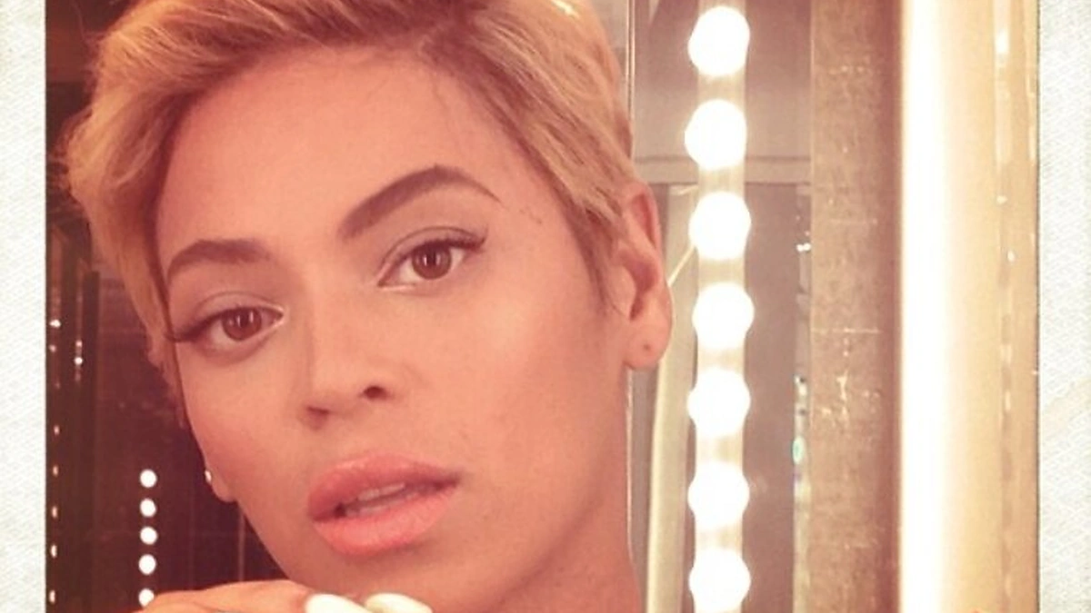 Beyonce trumpų plaukų šukuosena