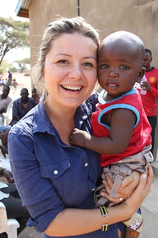 Beata Nicholson Tanzanijoje