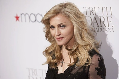 Madonnos dermatologas rastas negyvas savo sodyboje