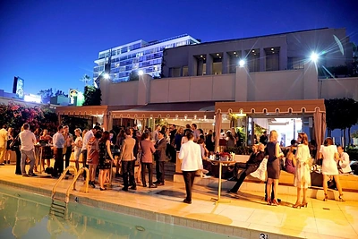 Ali Larter knygos pristatymo vakarėlis